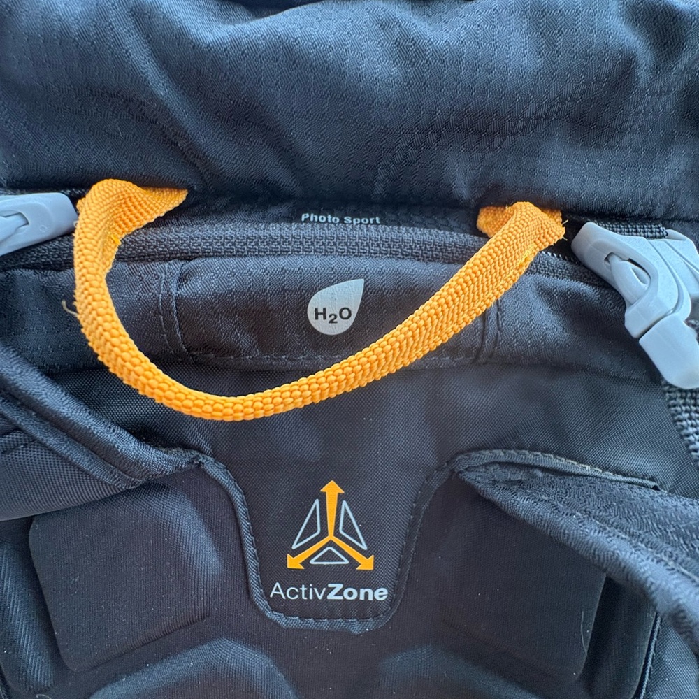 Lowepro Photo Sport BP AW 300 II Camera Backpack - Picture 2 of 12